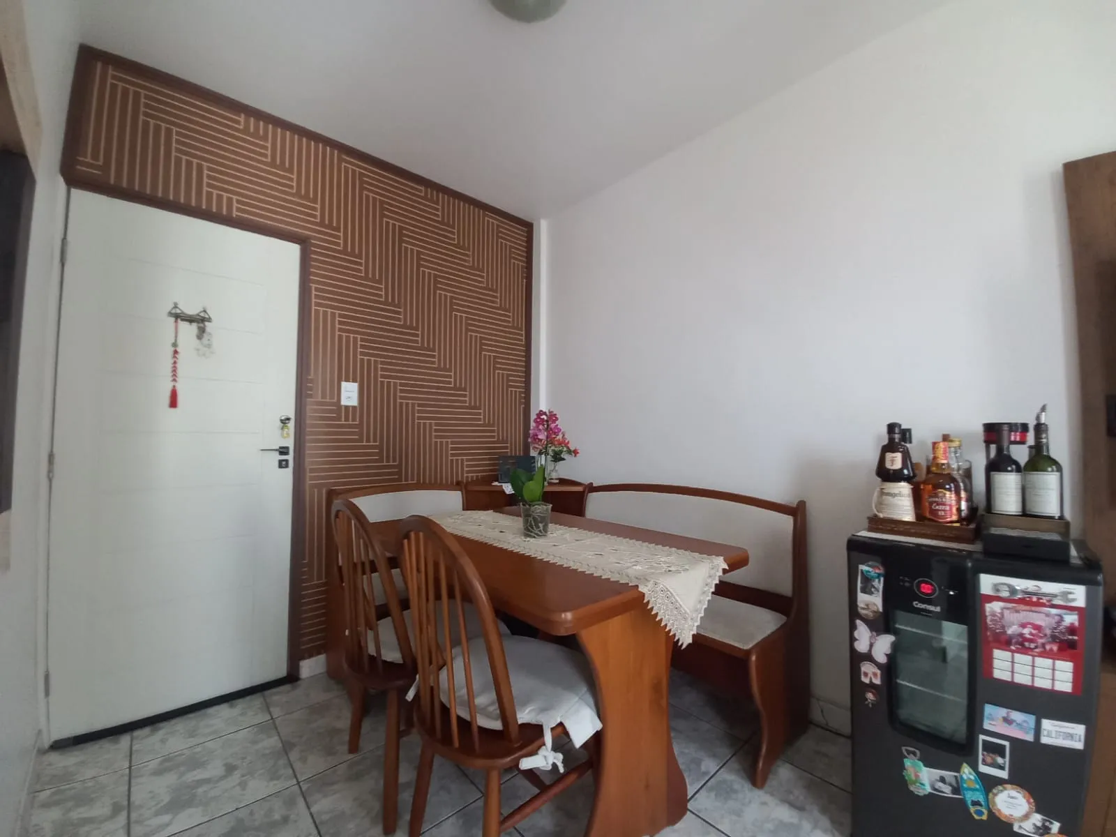 Foto de Apartamento à venda com 3 quartos, 1 vaga, 69m² na Rua Léo Augusto Petry no Praia Comprida, São José