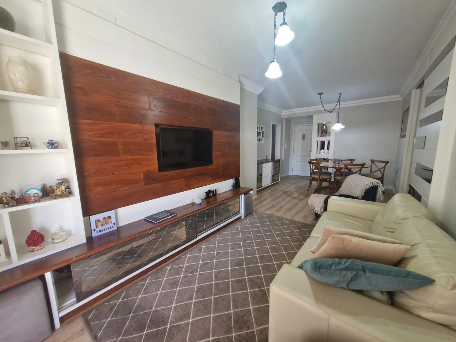Foto de Apartamento à venda com 4 quartos, sendo 1 suíte, 1 vaga, 126m² na Rua Elizeu di Bernardi no Campinas, São José