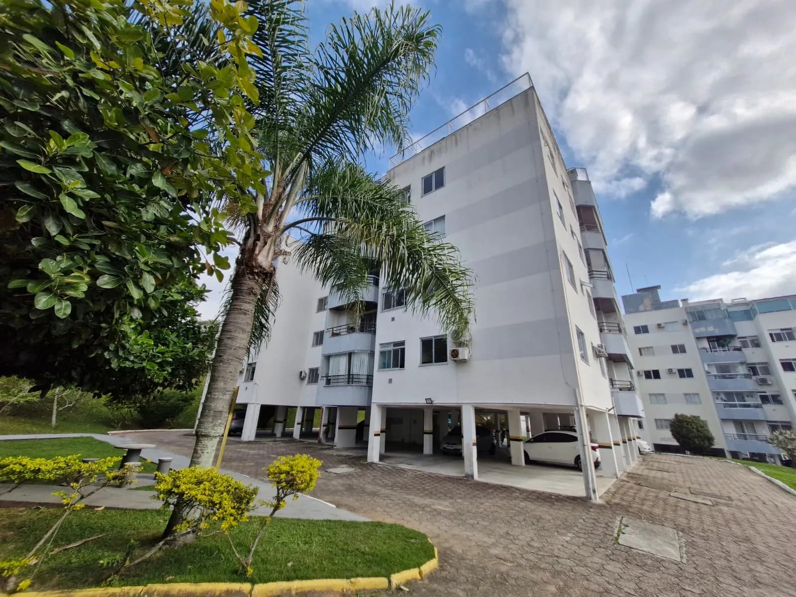 Foto de Apartamento à venda com 3 quartos, sendo 1 suíte, 1 vaga, 88m² na Rua Gerônimo Coelho no Nossa Senhora do Rosário, São José