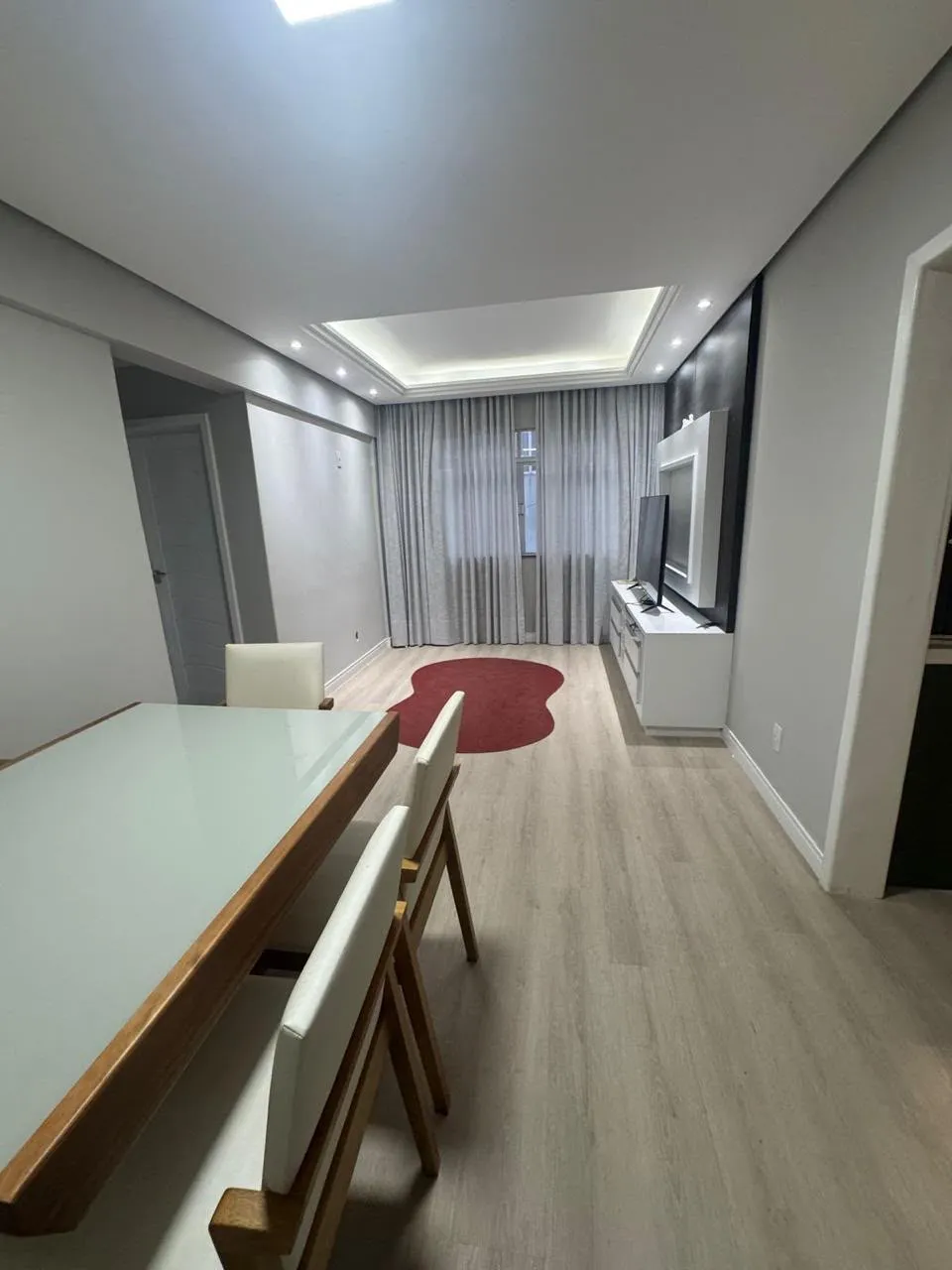 Foto de Apartamento à venda com 2 quartos, 1 vaga, 58m² na Avenida Governador Ivo Silveira no Estreito, Florianópolis